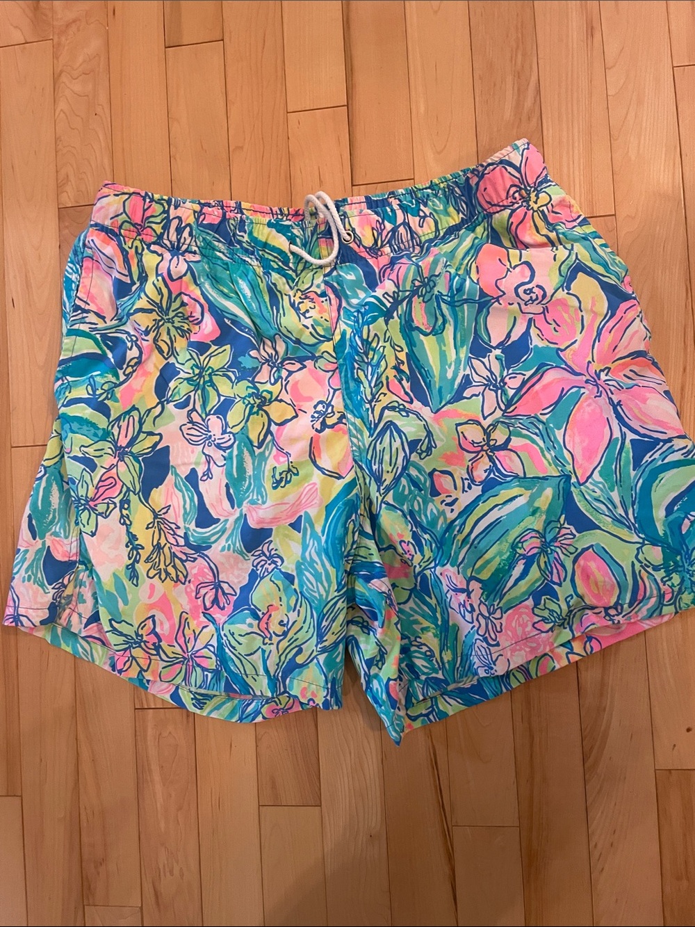 Lilly Pulitzer Men’s Capri Swim Trunks XL
